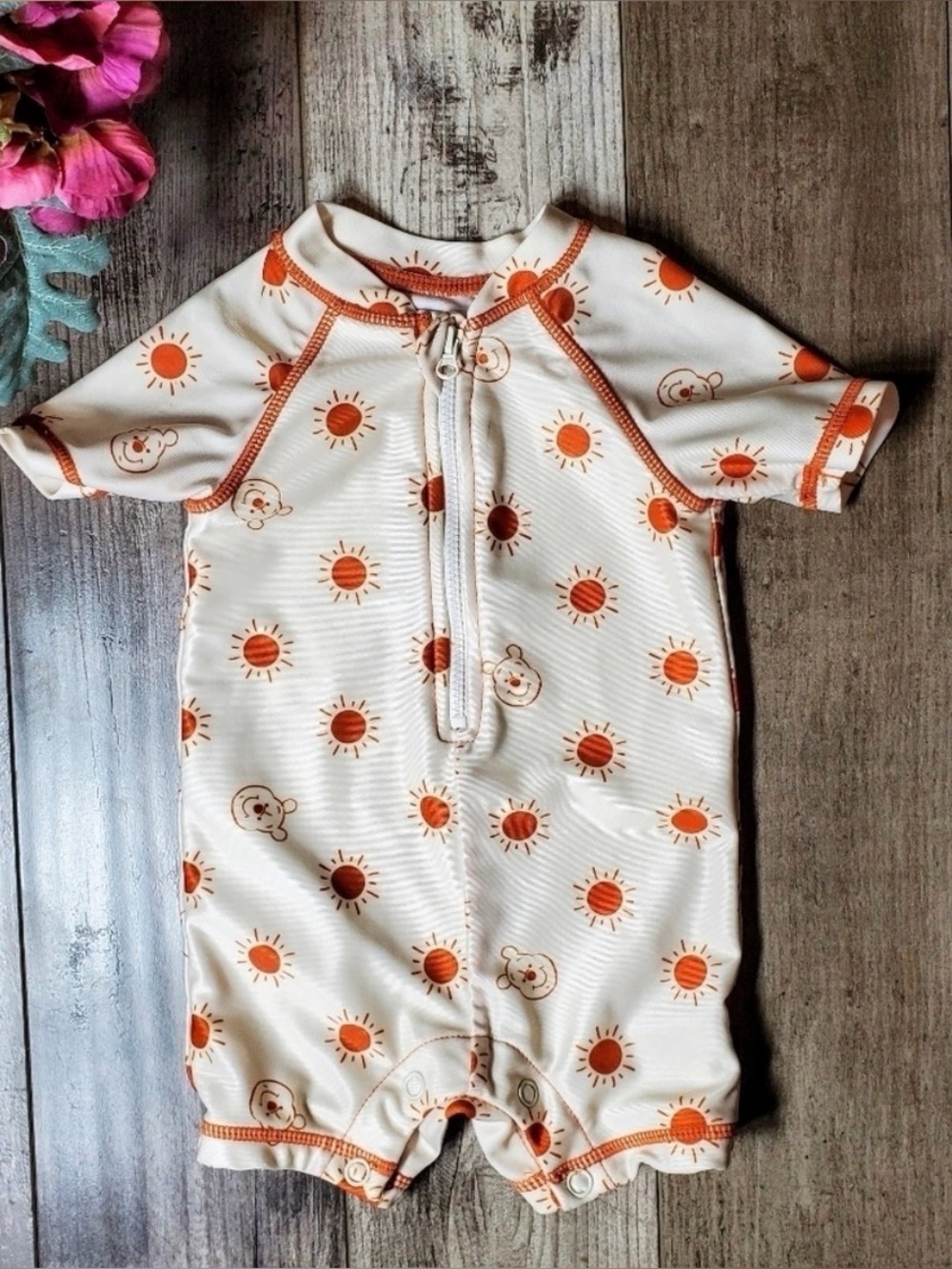 Disney Winnie the Pooh Baby Boys Infant Rash Guard Swimsuit Size 3/6 Months EUC